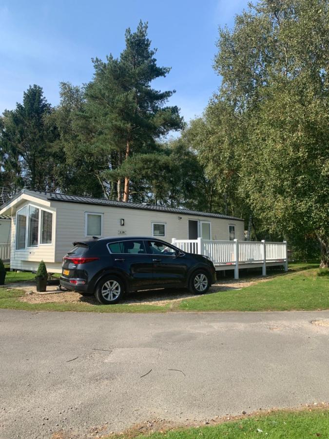 Holiday Home Breaks At Tattershall Lakes Coningsby Exterior foto