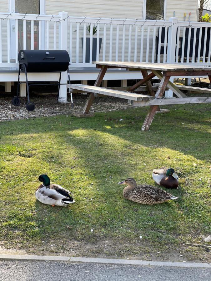 Holiday Home Breaks At Tattershall Lakes Coningsby Exterior foto
